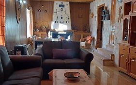 Casa De Vacaciones El Enebro